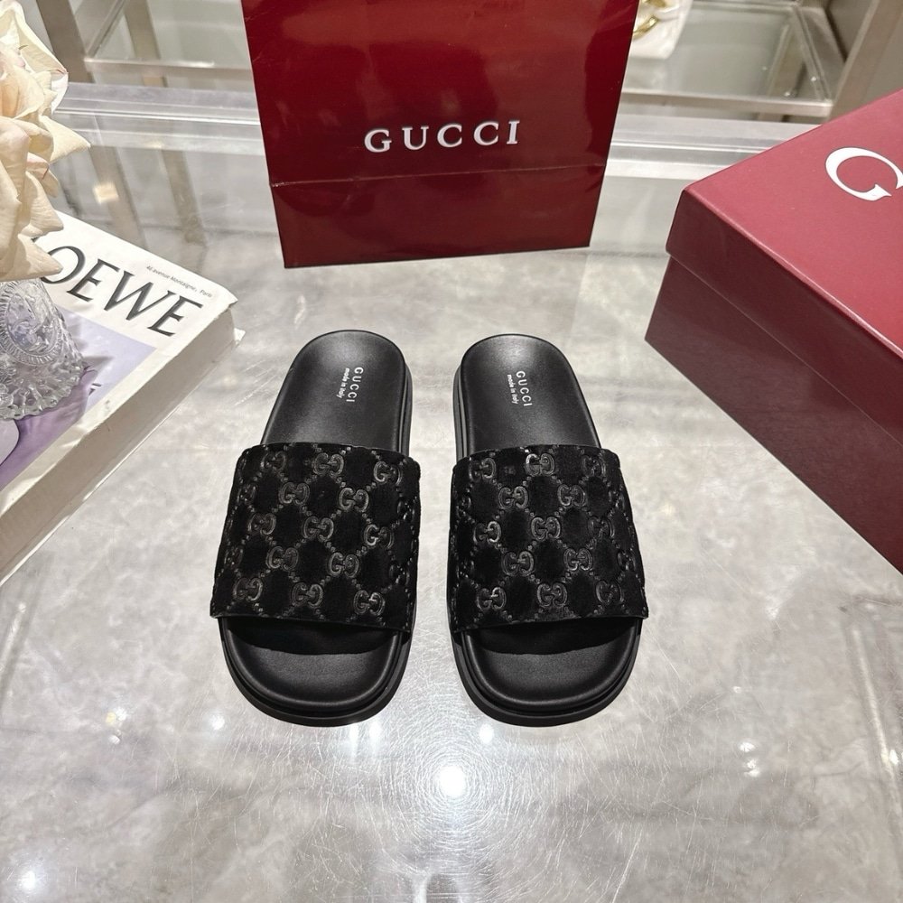 Gvc*1 Men Slide Sandal Black 834941 Aaduo 1000