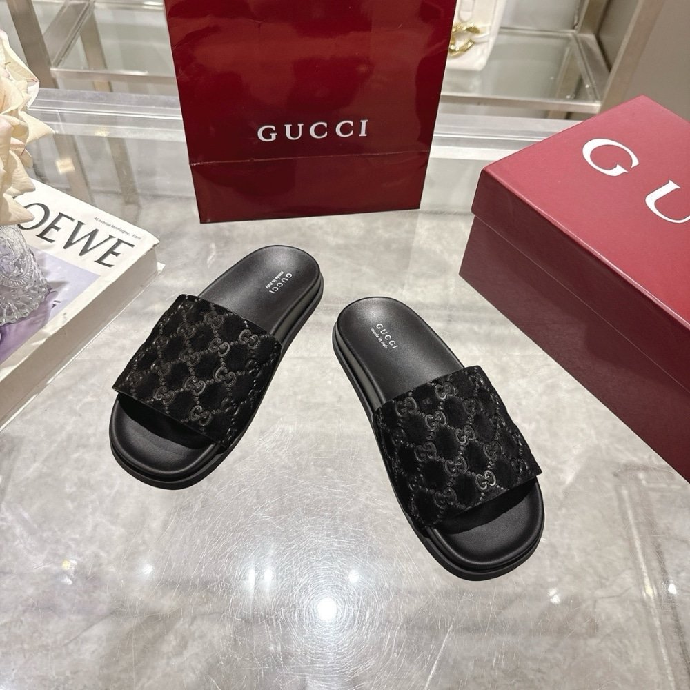Gvc*1 Men Slide Sandal Black 834941 Aaduo 1000